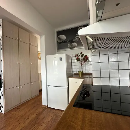 Orzycka Near Westfield Mokotow * Varšava